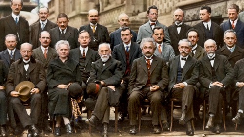 Marie Curie, Albert Einstein, Wolfgang Pauli, Werner Heisenberg and other physicists